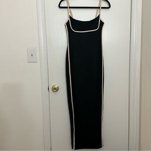 Fortunate One ~ Heart of Mine Maxi Dress – Black
US Medium